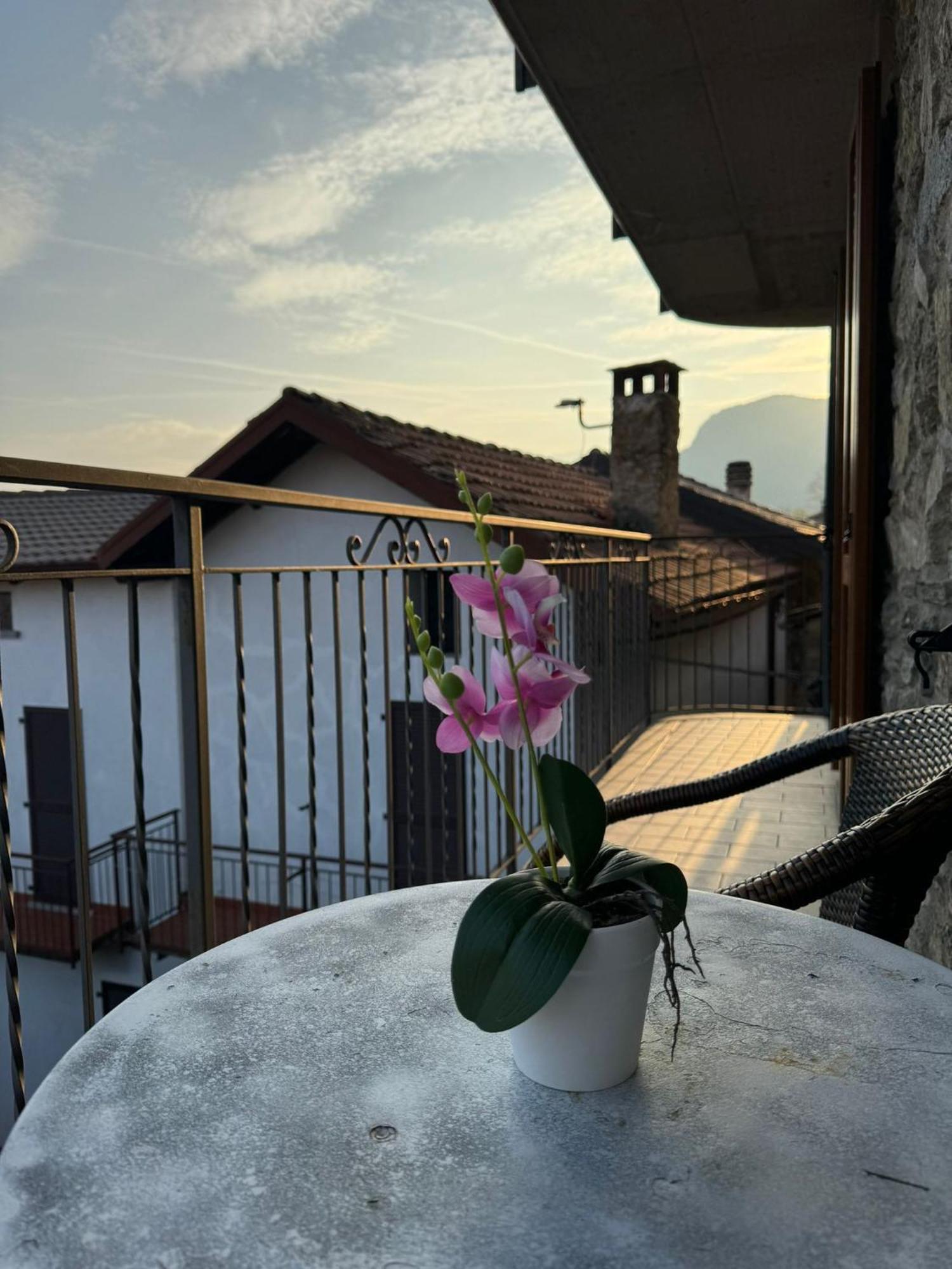 Rustico Maria Apartment Vercana Exterior photo